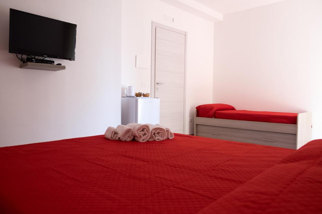 B&B Eli Rodi Garganico Bagian luar foto